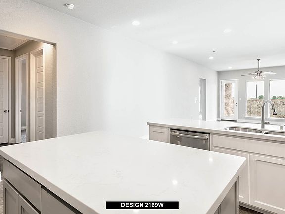 4th image of 805 Esk Ave