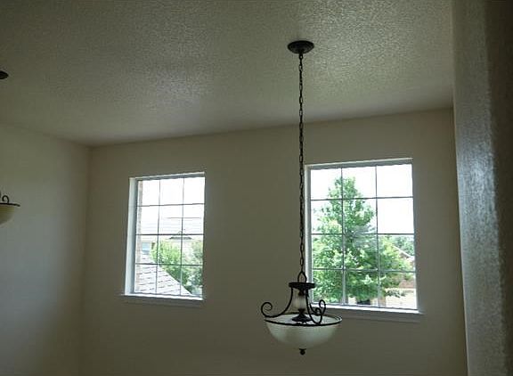 5th image of 1711 Harvest Bend Ln