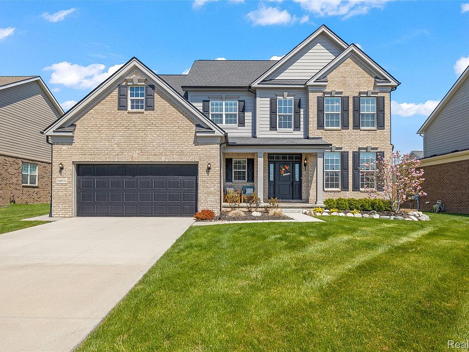 1st image of 50976 Woodford Dr