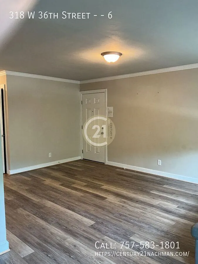 Photo 2 of 6 - 318 W 36th St #6 - Norfolk, VA Building Photo - 318 W 36th St #6