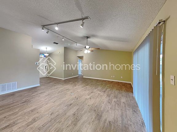 3rd image of 15906 Hidden Lake Cir