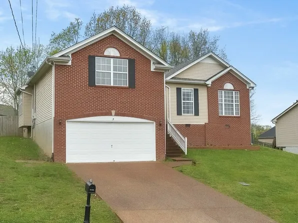 1045 Blue Mountain Ln E, Antioch, TN 37013
