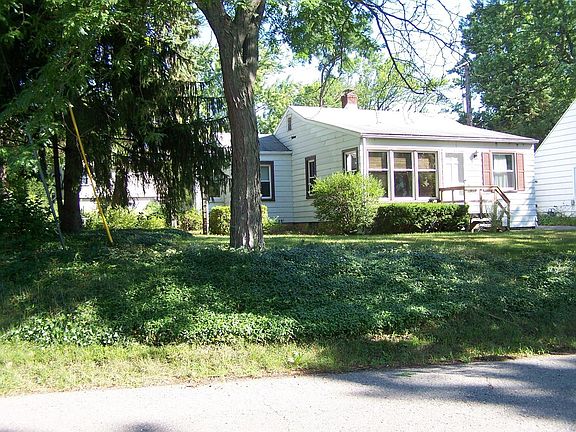 2nd image of 2160 McKinley Ave