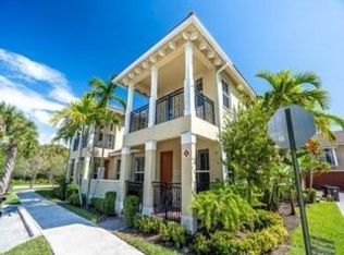 4796 Sierra Ln, Pompano Beach, FL 33073