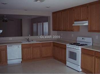 4th image of 11602 Stivali Ave