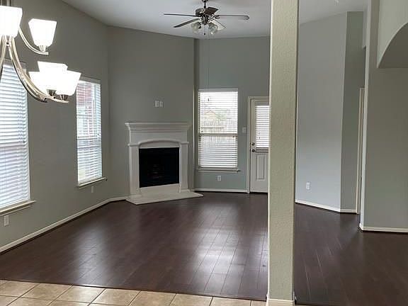 5th image of 506 Glenwood Ridge Dr