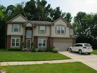 1st image of 42875 Stratford Dr