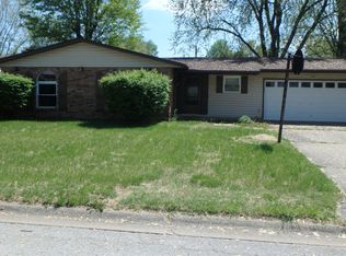 544 Lemans Way, Fairview Heights, IL 62208