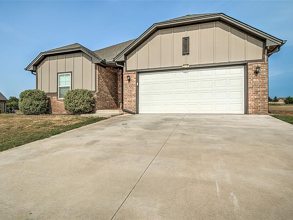 3rd image of 13112 Huntington Dr