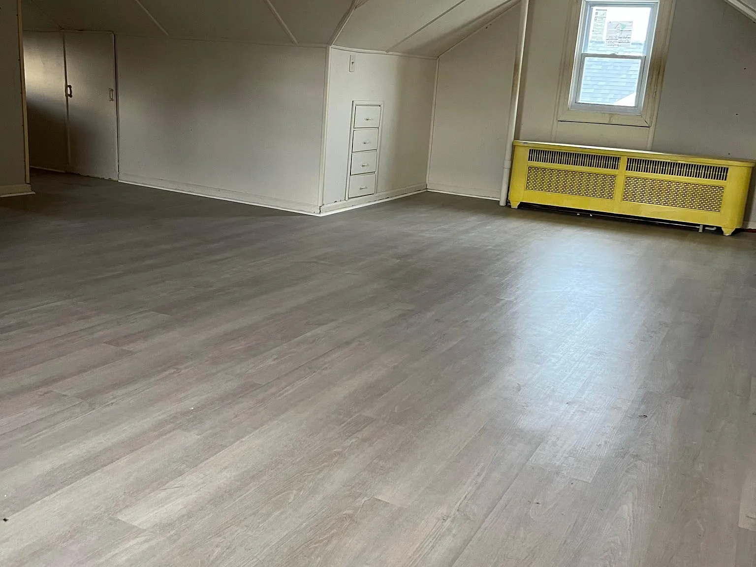 130 N Greenbush Rd — Photo 2