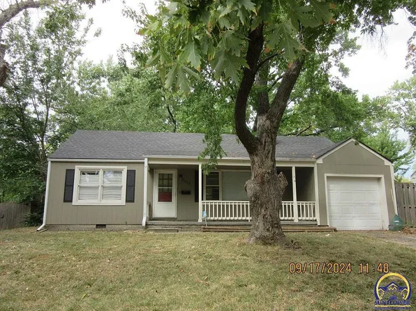 2115 SW College Ave, Topeka, KS 66611