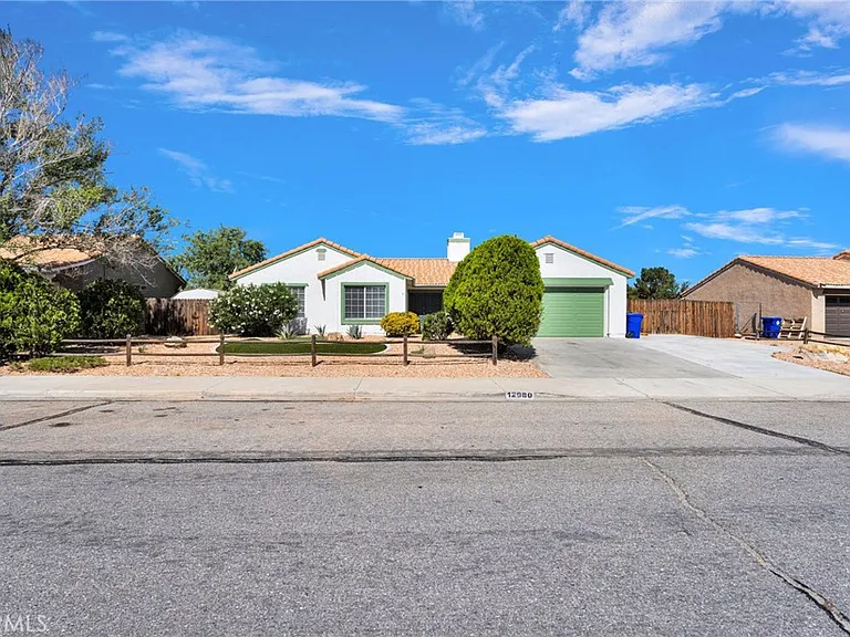 12980 Sundown Rd — Photo 2