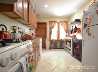 29 N Crescent Cir #B, Brighton, MA 02135