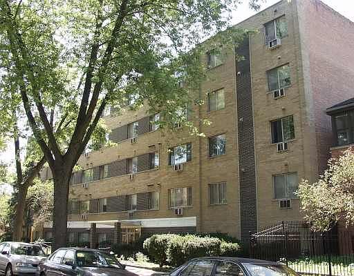 1st image of 7306 N Winchester Ave APT 202