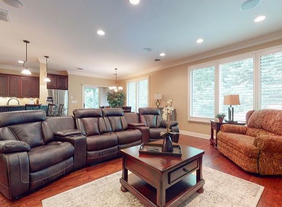 2nd image of 1838 Stone Harbor Way