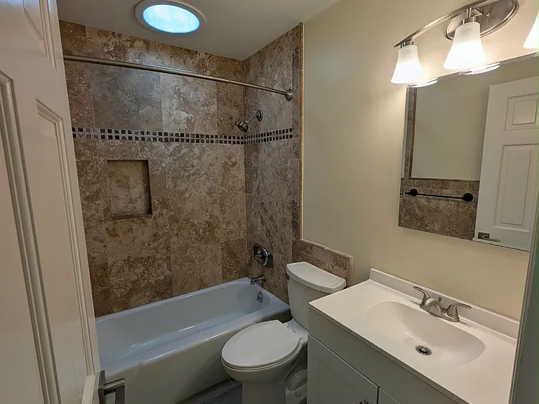 27654 Franklin St — Photo 24
