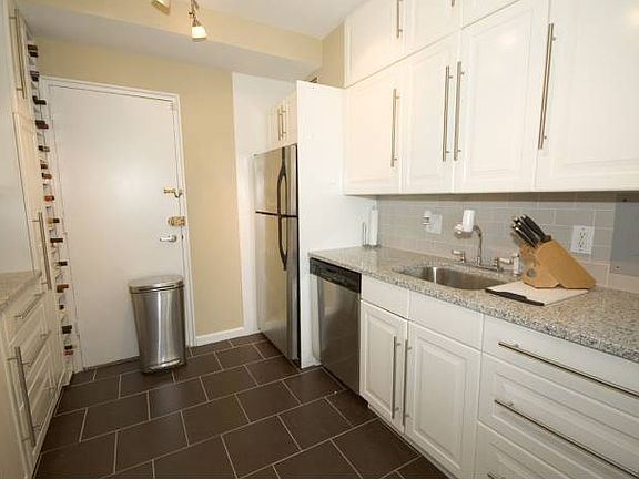 Open kitchen