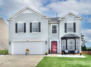 133 Brinkley Park Ct, Mount Holly, NC 28120
