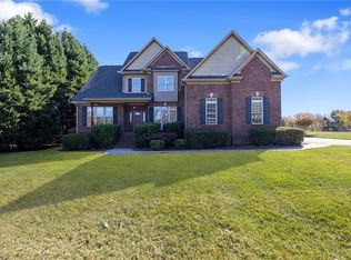 240 Garden Valley Dr, Winston Salem, NC 27107