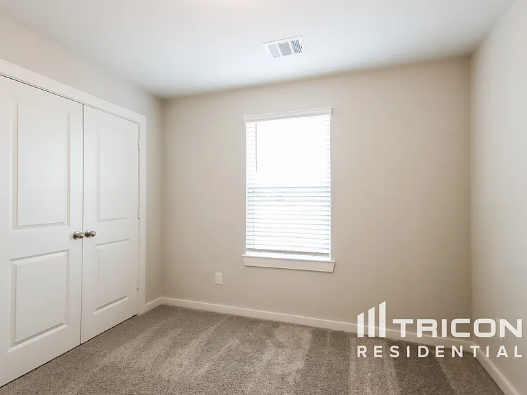 Tricon Peek Road — Photo 68
