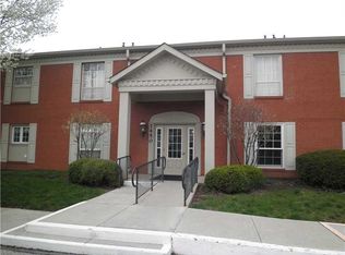 7450 Lions Head Dr, Indianapolis, IN