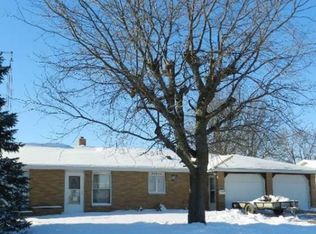 307 N Lincoln St, Cuba City, WI 53807