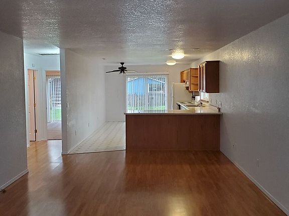 2nd image of 1812 N Tower Ave