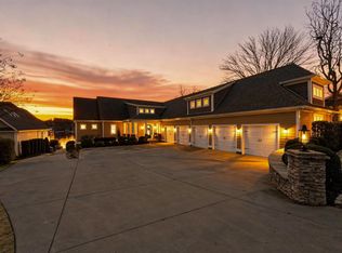 516 Harbor Heights Dr, Lexington, SC 29072