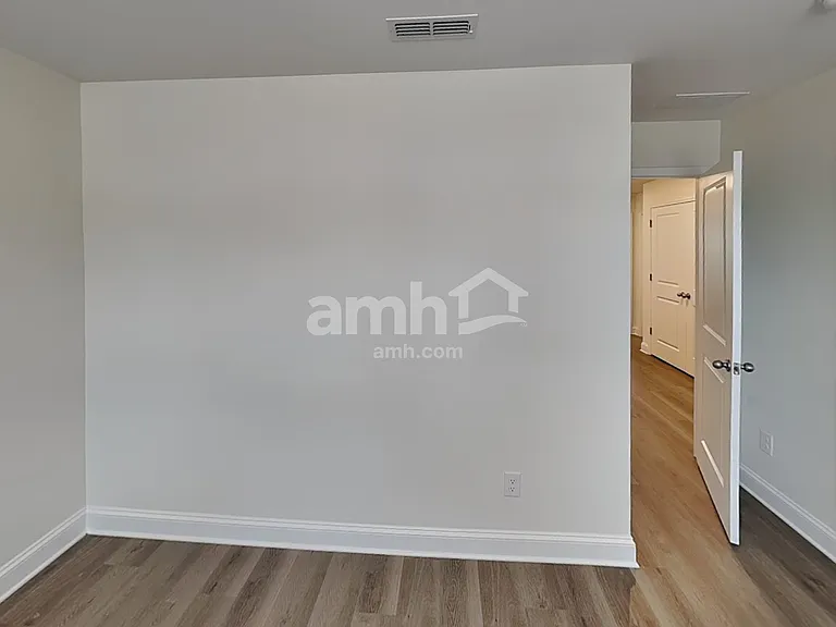 6035 Rosemore Ln — Photo 23