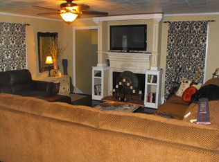 508 Woodlawn Ave, Calhoun, GA 30701