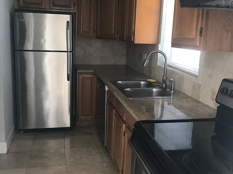 7320 SW 82nd St #202 — Photo 10
