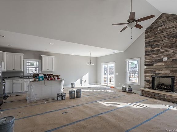 3rd image of 63 Leyland Cir #39