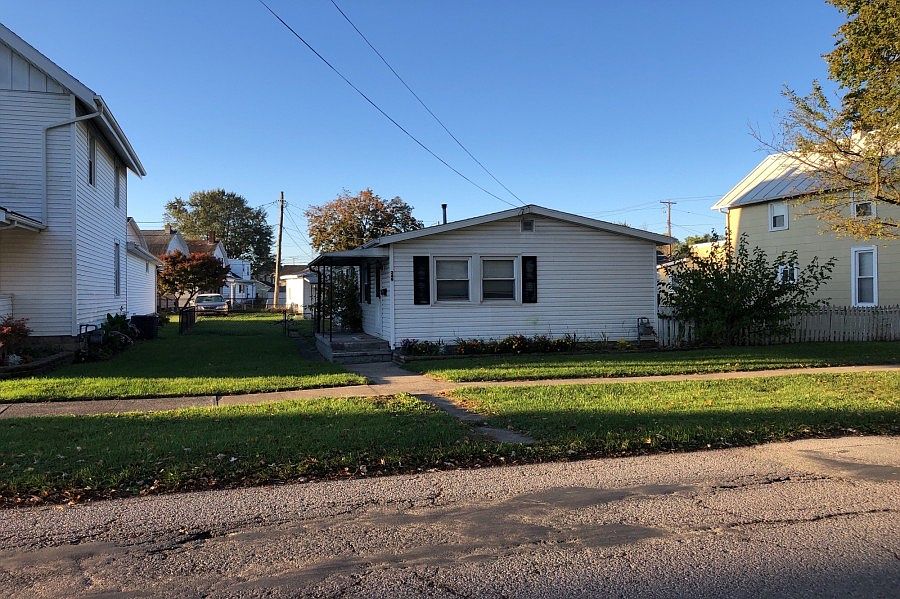 2nd image of 249 Hall St