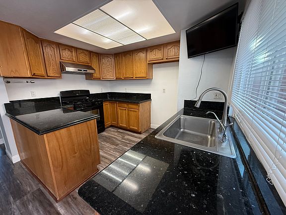 4th image of 10058 San Juan Ct