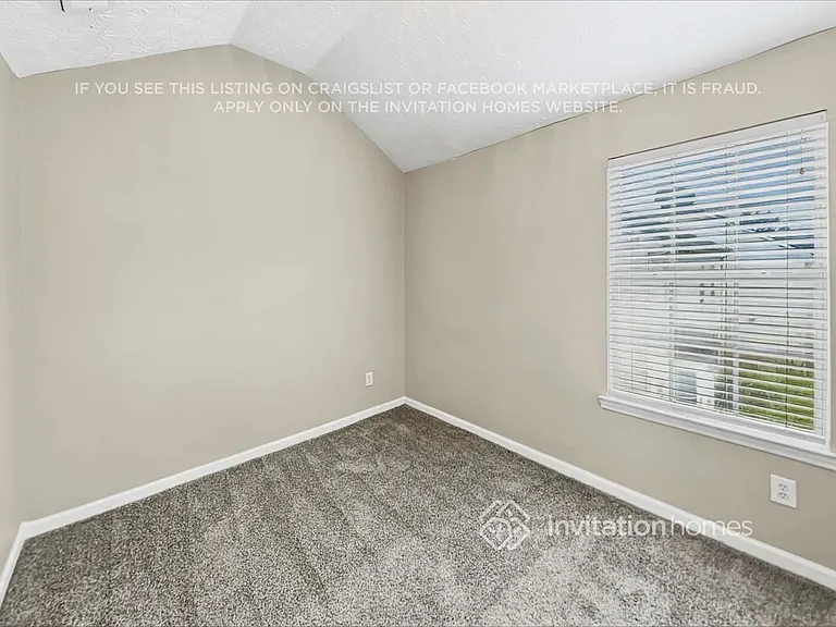 34 Churchill Park Dr — Photo 16