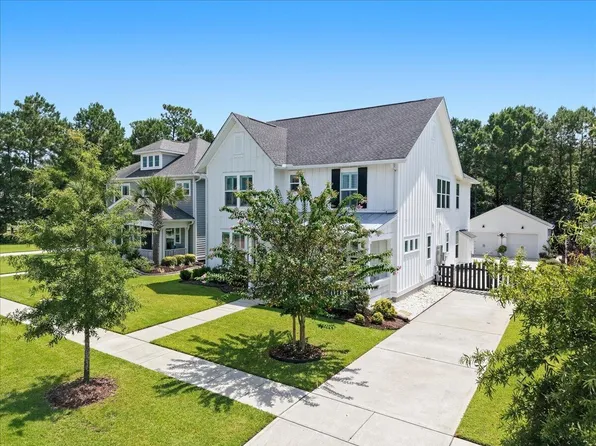 158 Hewitt St, Summerville, SC 29486