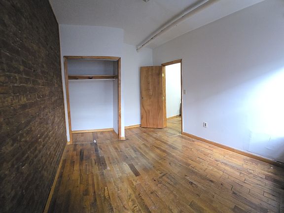 4th image of 327 E 108th St APT 2