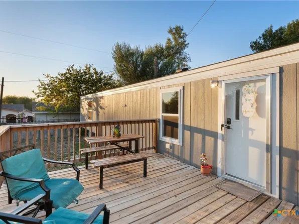 304 Regina Dr, Buda, TX 78610