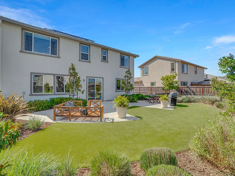 Osprey Dr — Photo 33
