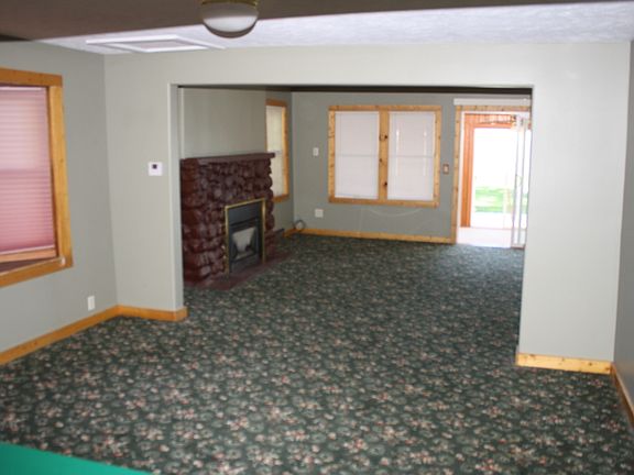 6-Dining and Living rm_02272016