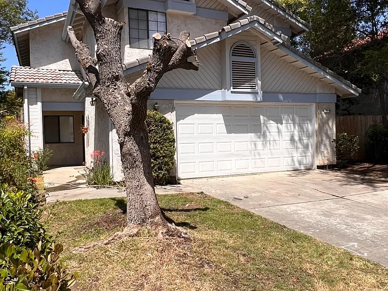 479 E Alluvial Ave #103 — Photo 3
