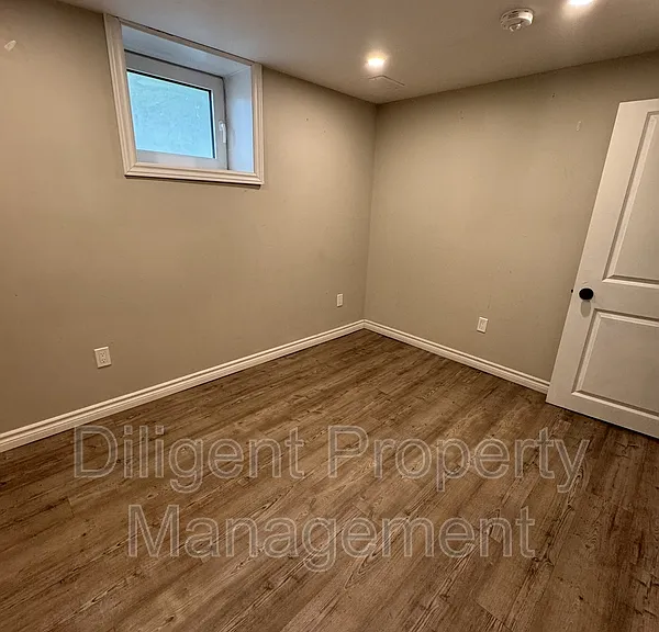 203 Rubidge St #201 — Photo 29