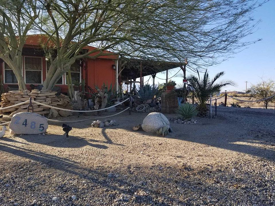 1st image of 2485 Evans Ave