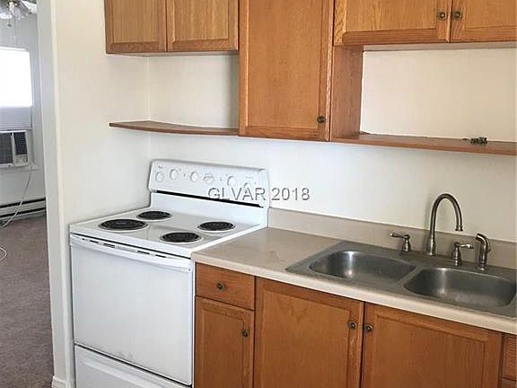 2nd image of 619 Avenue A APT A
