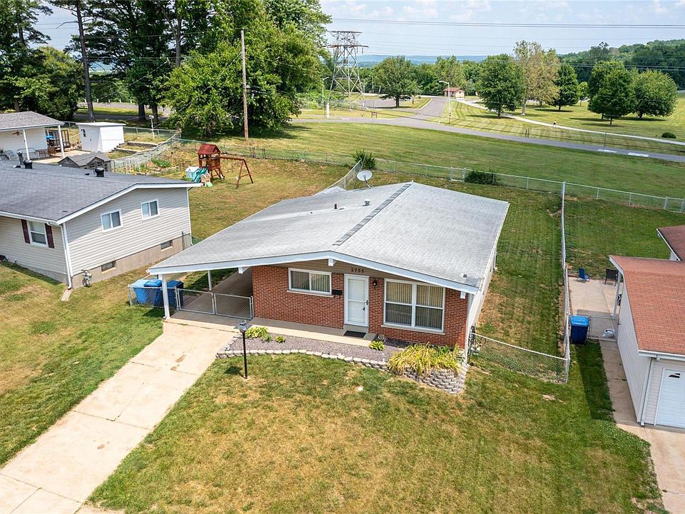 1st image of 2755 Dove Dr