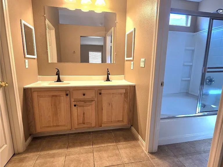 5409 Coral Ribbon Ave — Photo 13