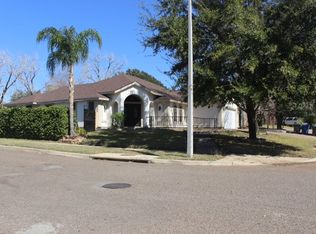 1602 Sherwood Dr, Laredo, TX 78045