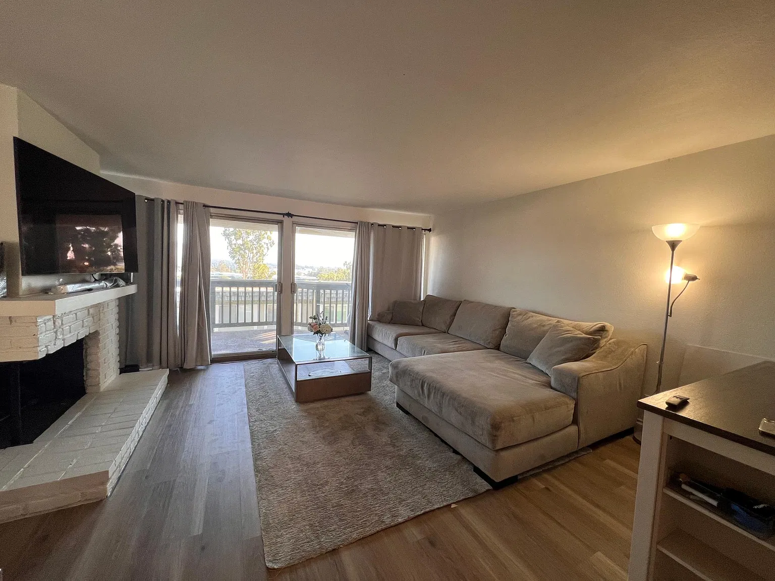 3 bed, 1460 sqft, $3,900 — Photo 4