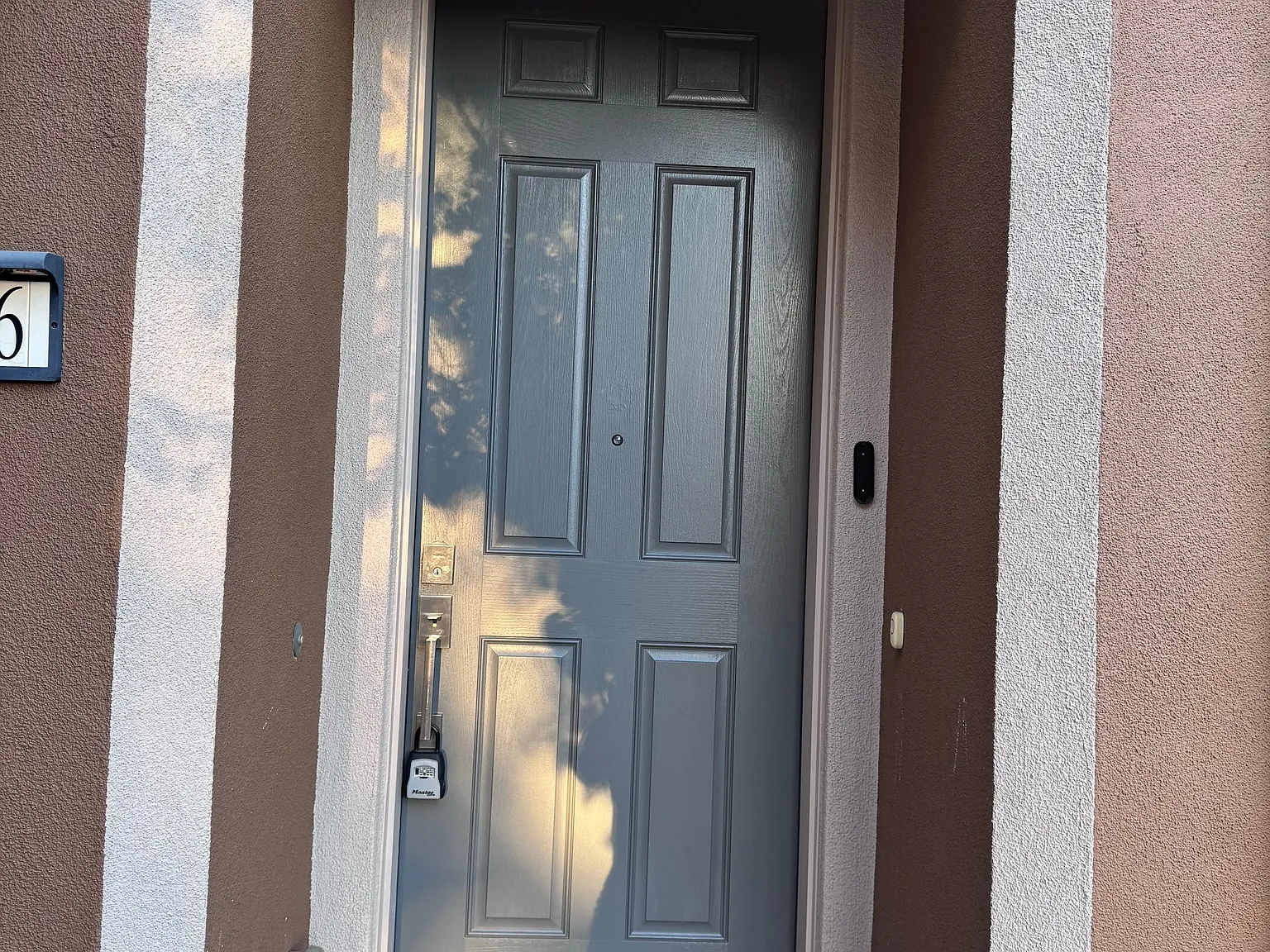 3 bed, 3.5 bath, 1856 sqft, $4,000 — Photo 3