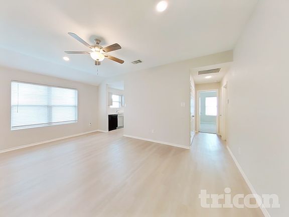 4th image of 11151 N Lake Mist Ln